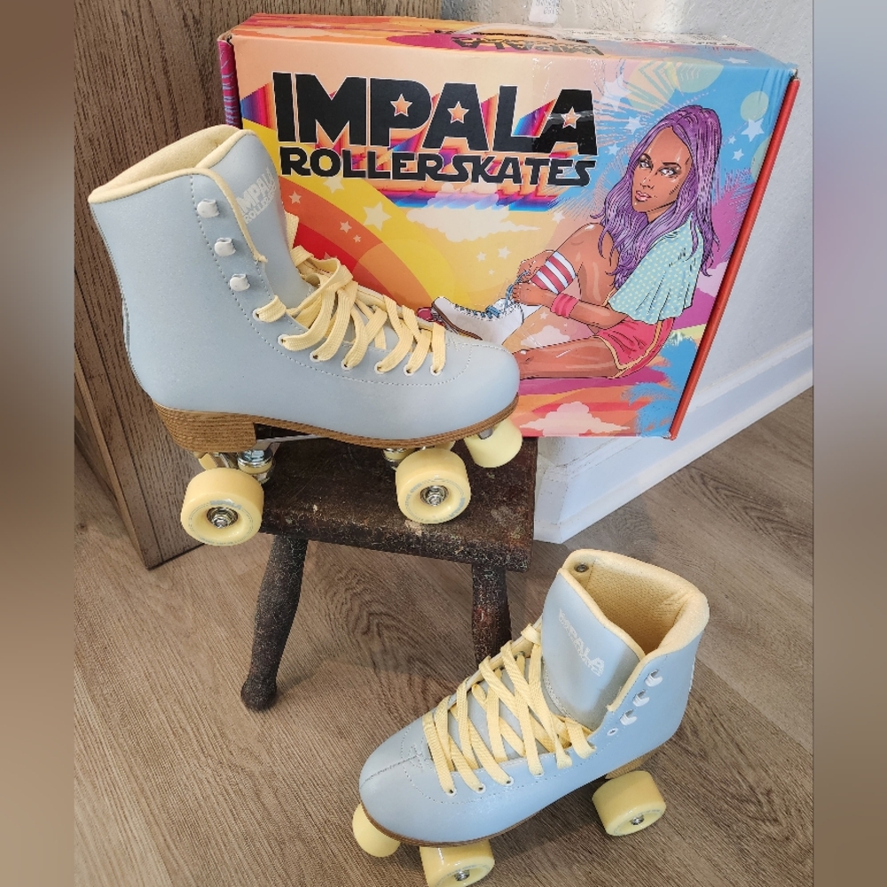 NWOT Impala Sky Blue Roller Skates with Cream Wheels SZ 10